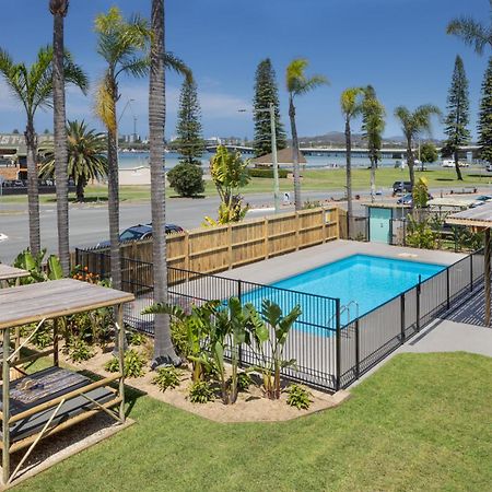 South Pacific Palms Motor Inn Tuncurry Dış mekan fotoğraf