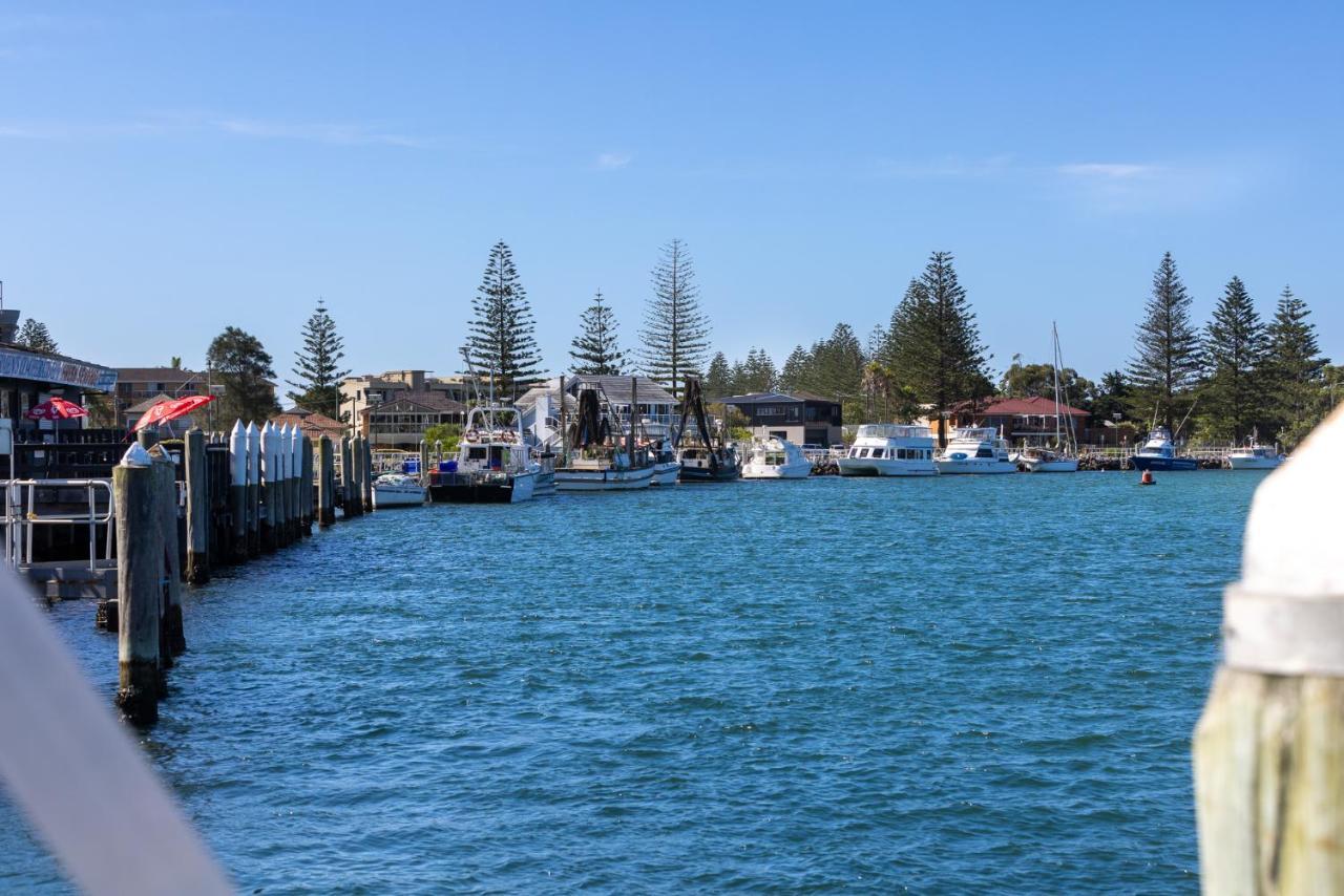 South Pacific Palms Motor Inn Tuncurry Dış mekan fotoğraf