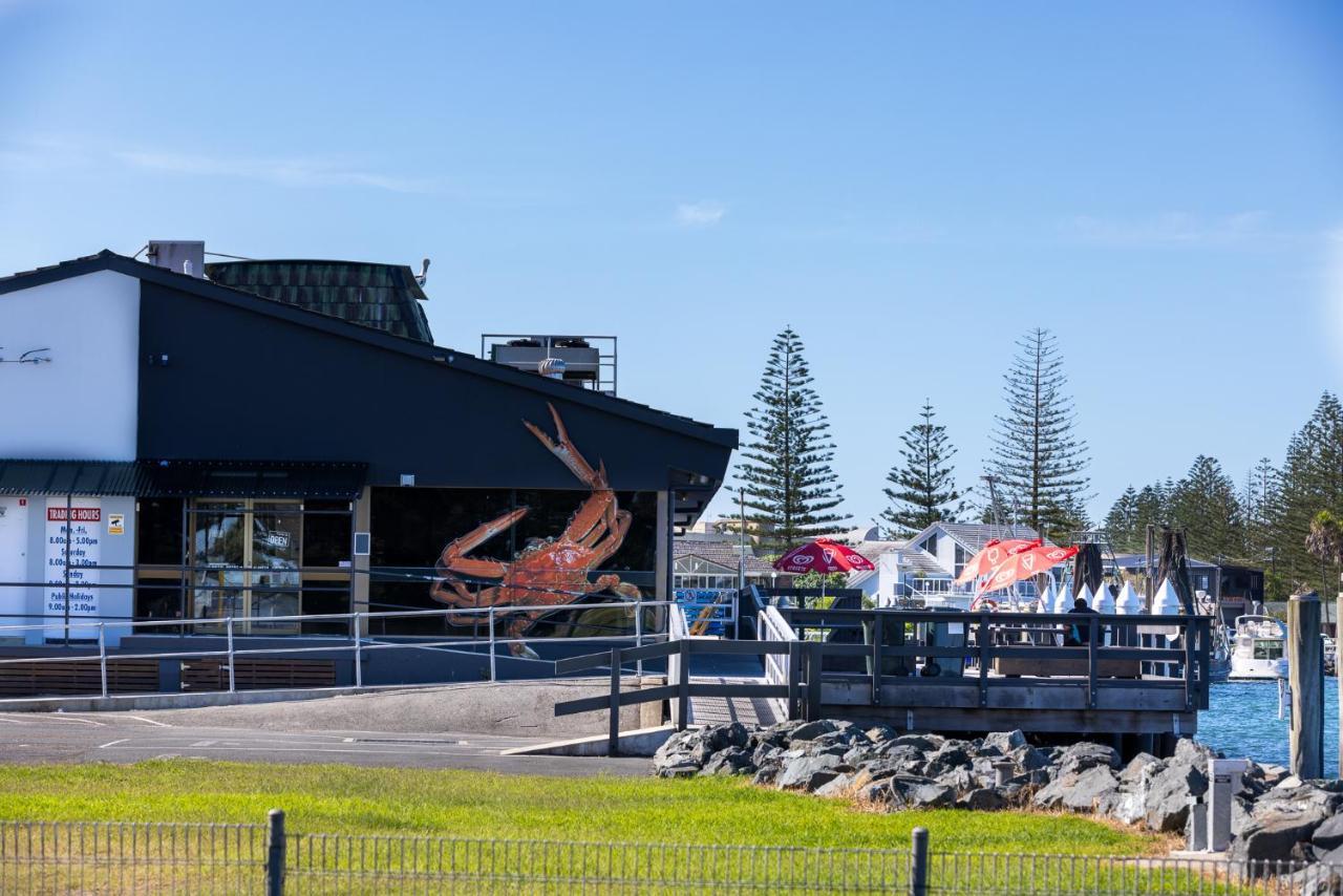 South Pacific Palms Motor Inn Tuncurry Dış mekan fotoğraf