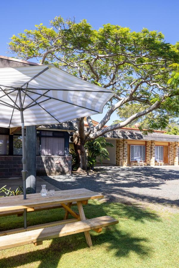South Pacific Palms Motor Inn Tuncurry Dış mekan fotoğraf