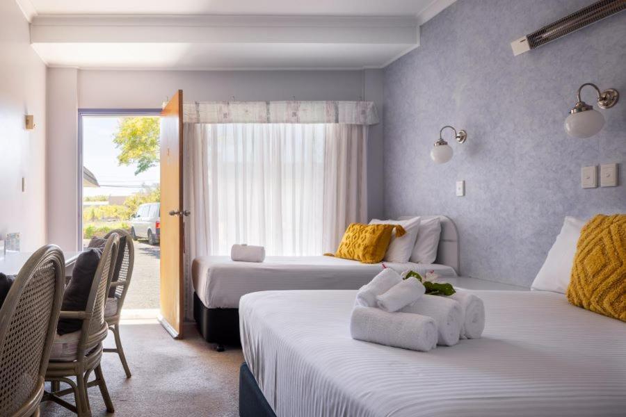 South Pacific Palms Motor Inn Tuncurry Dış mekan fotoğraf